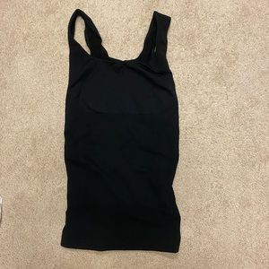 Blanqi nursing tank size M